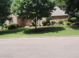 8193 Rosemont Dr, Olive Branch, MS 38654