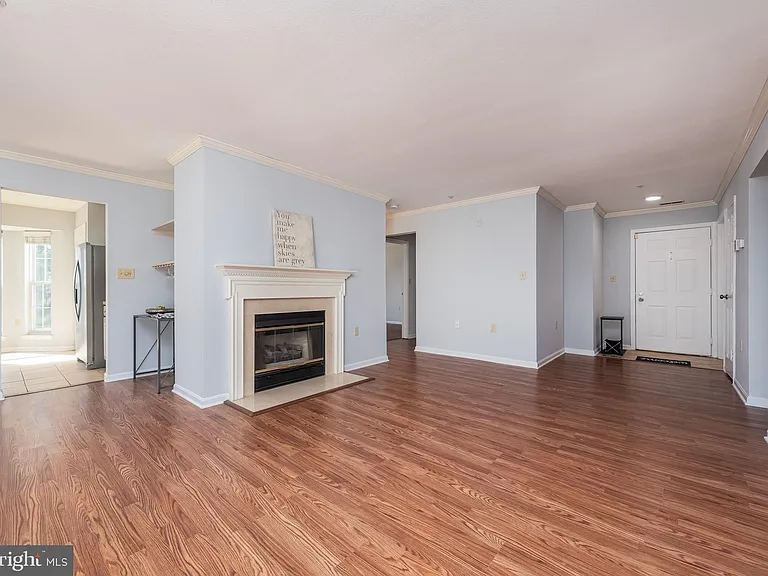 5971 Millrace Ct #E102 — Photo 8