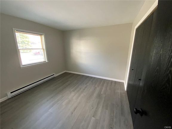 4th image of 258 N California Ave