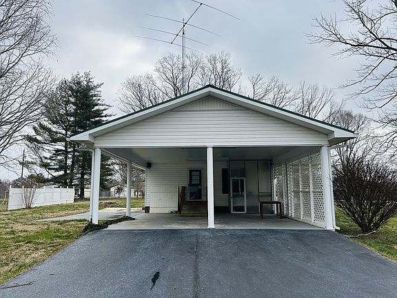 5th image of 401 Hillcrest Rd