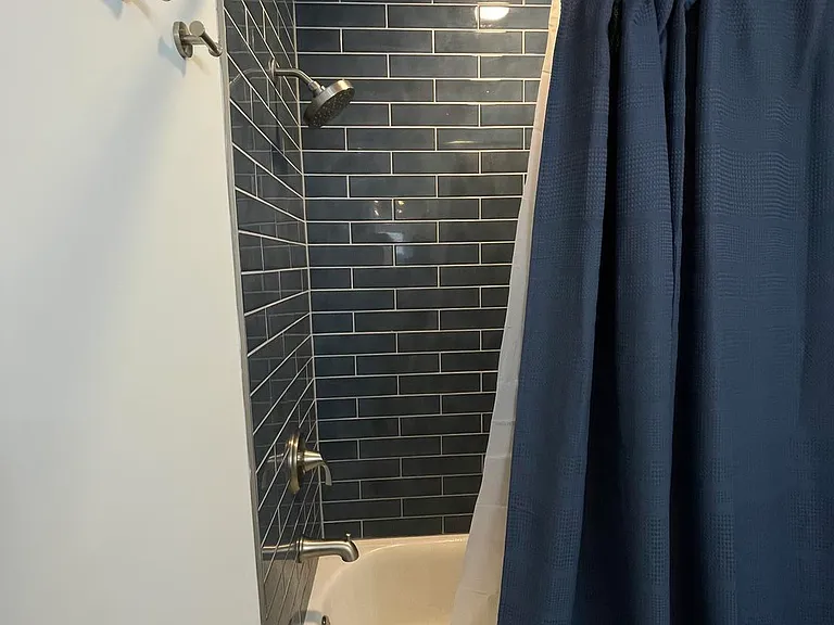 303 Forman Ave — Photo 35