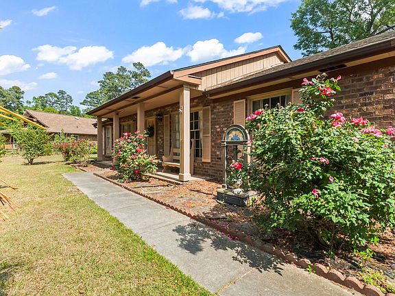 5th image of 1503 Forestbrook Rd.