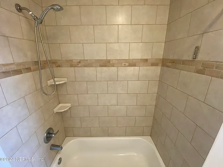 2671 Forbes St #B — Photo 13