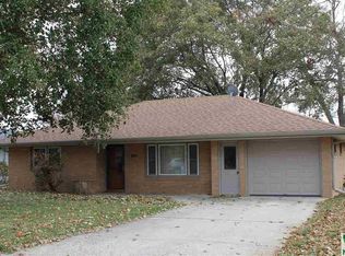 405 Warrior St, Cherokee, IA 51012