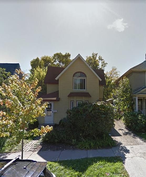 1st image of 1016 7th St SE #12