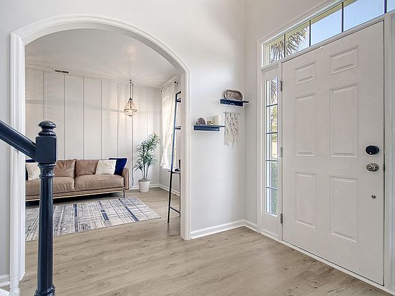3rd image of 5108 Malvasia Ct
