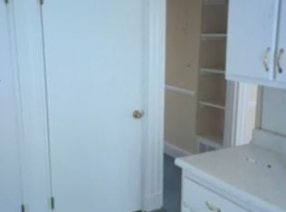 17 Mechanic St APT A, Foxboro, MA 02035