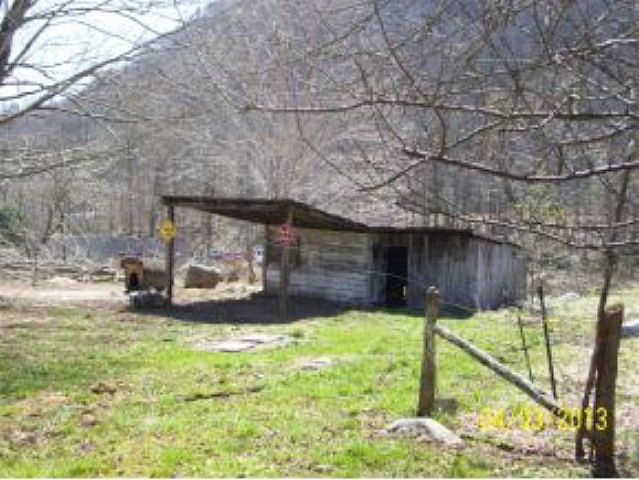 2nd image of 18240 Brumley Gap Rd