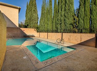 6548 Sepulveda Blvd #111, Van Nuys, CA 91411