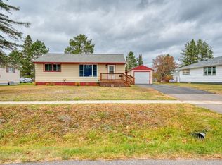 35 Elm Blvd, Babbitt, MN 55706