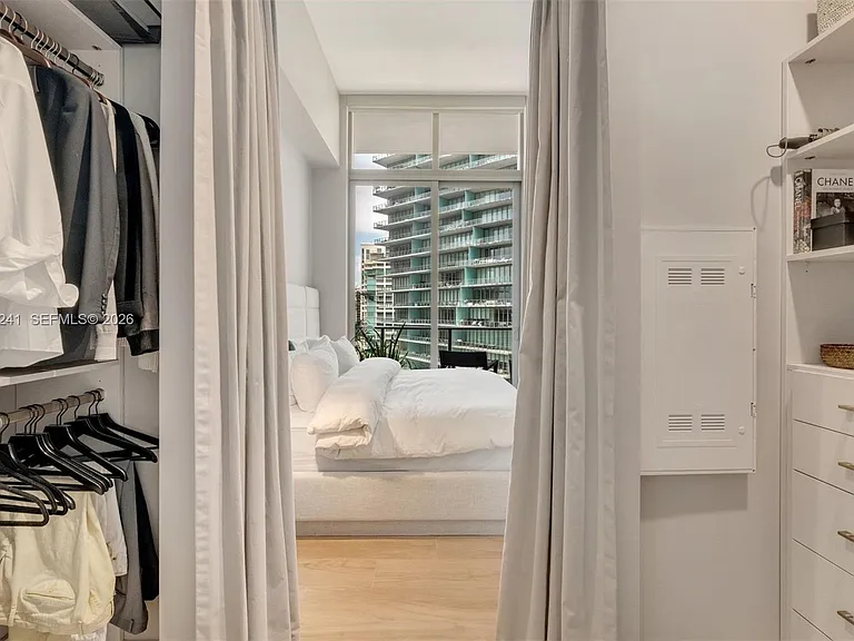 2655 S Bayshore Dr #807 — Photo 13