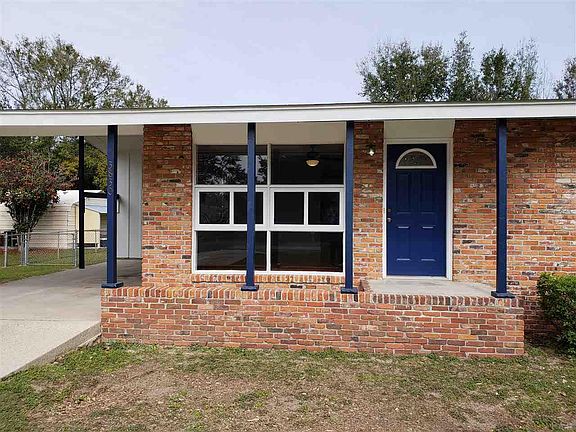 3rd image of 3830 Whispering Pines Dr