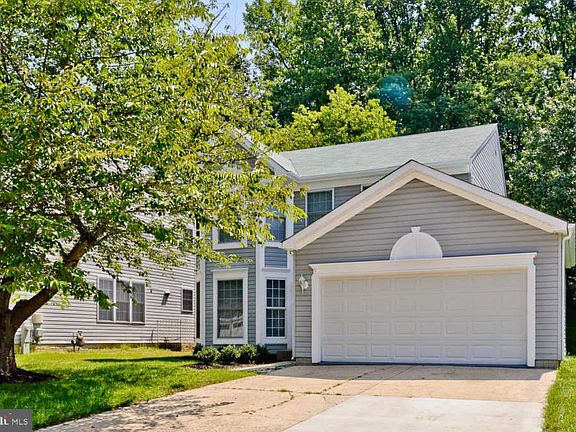 2nd image of 3609 Cara Dr