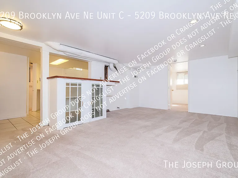 5209 Brooklyn Ave NE #C — Photo 2