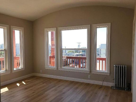 2nd image of 2390 14th Ave APT 5