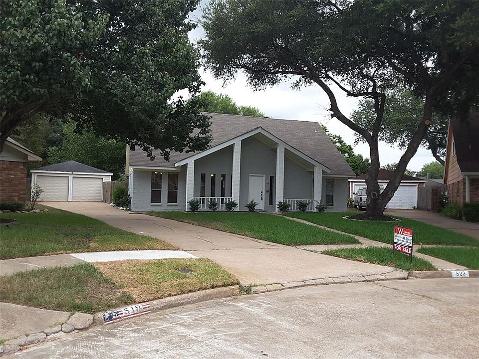 1st image of 523 Belwin Dr