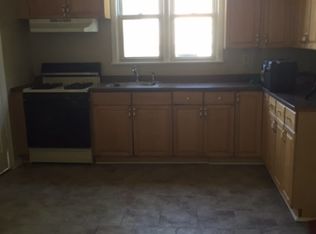 27 Cherry Ln, Phillipsburg, NJ 08865
