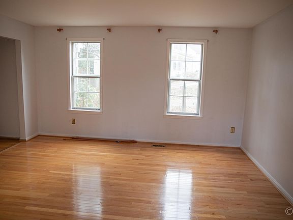 5th image of 4303 Tartan Oak Ct
