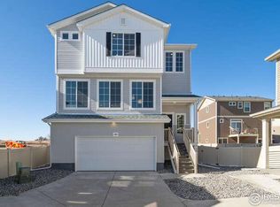 3492 Streamwood Dr, Johnstown, CO 80534