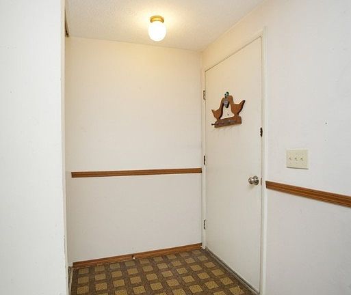 5th image of 1368 Linden Creek Dr