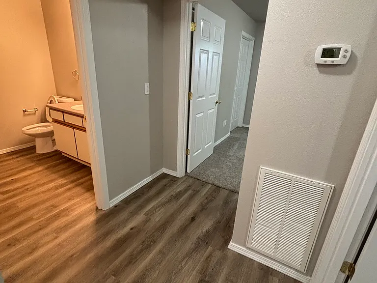 130 Bayberry Dr #B — Photo 16