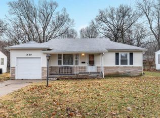 1440 S Luster Ave, Springfield, MO 65804