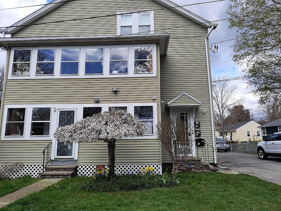 1st image of 11 Columbia St