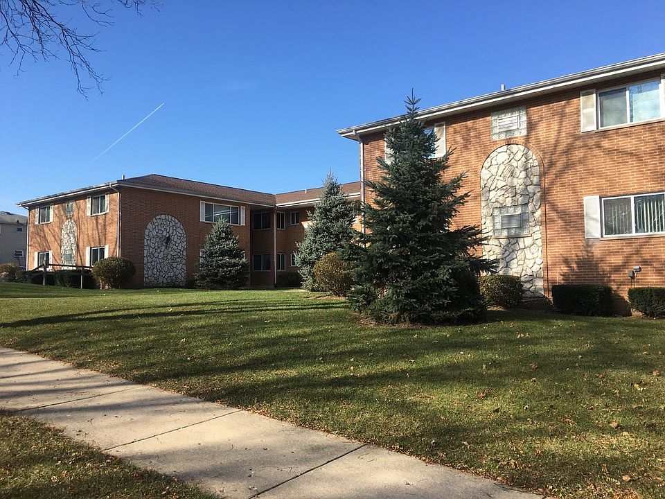 1st image of 203040 W Walnut Ct #10