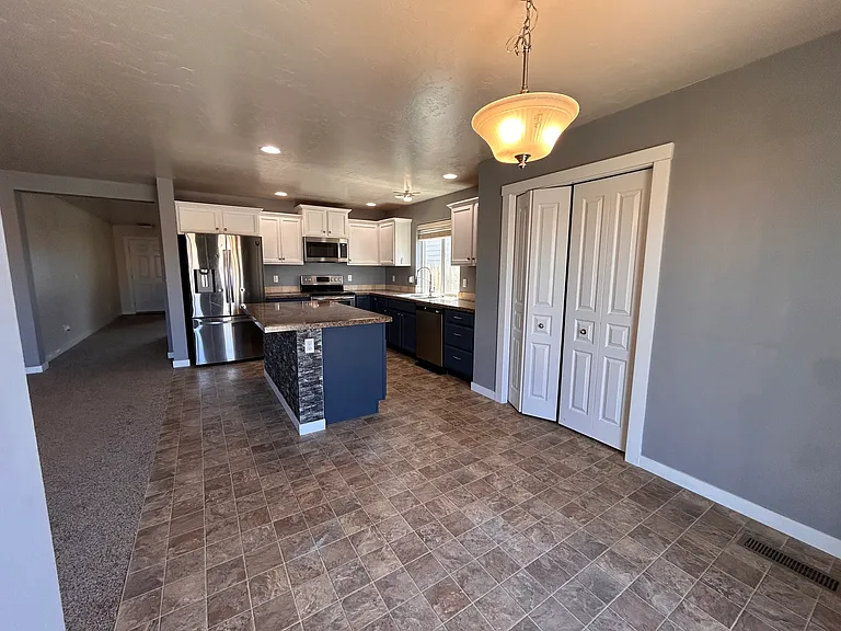 16161 Meander Creek Way — Photo 8