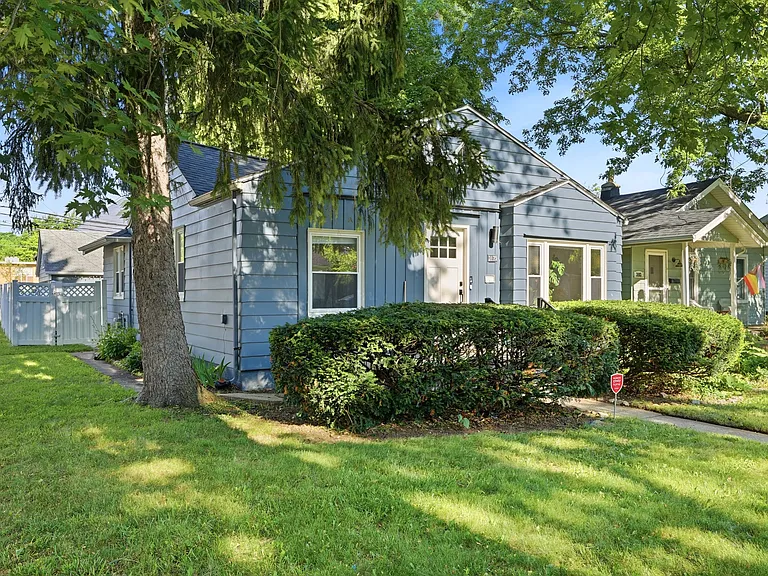 3175 McDowell St — Photo 32