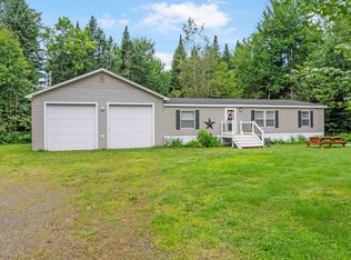 481 Back Lake Rd, Pittsburg, NH 03592