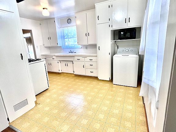 4th image of 14241 Dittmar Dr