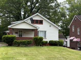 933 Winona Dr, Youngstown, OH 44511