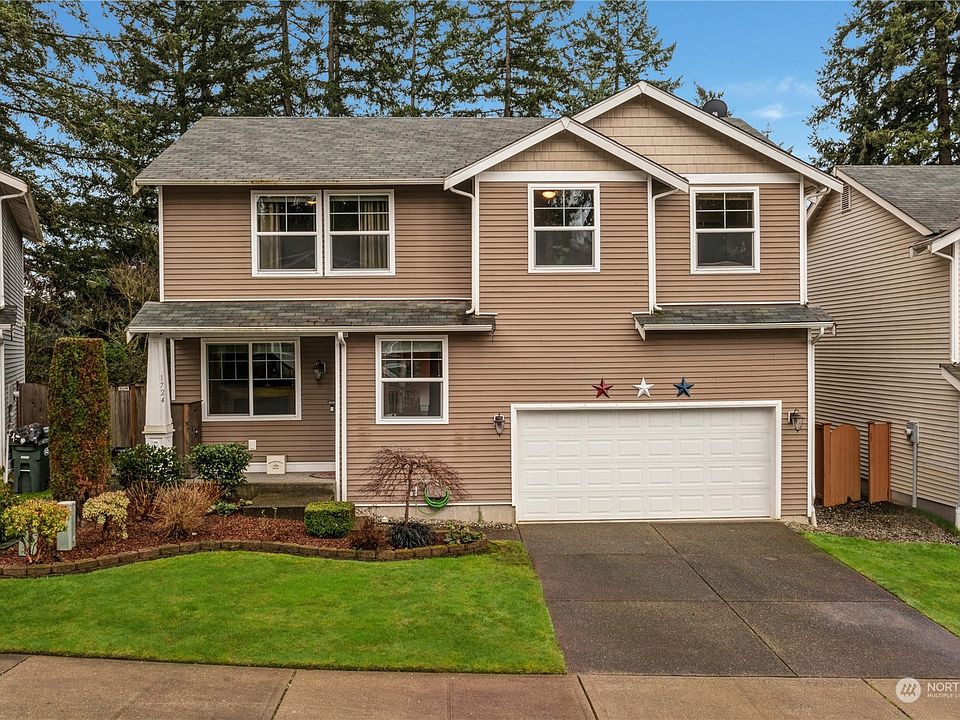1st image of 1724 203rd Street Ct E