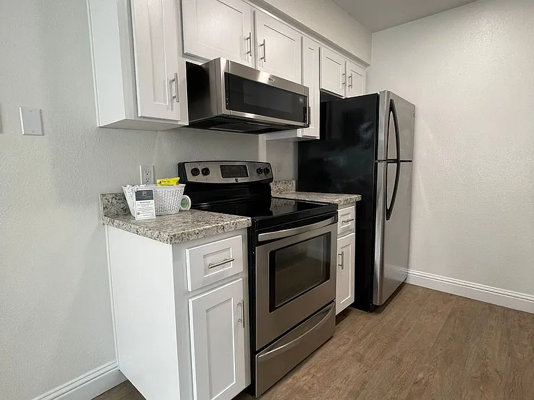 Jackson Park Place — Photo 120