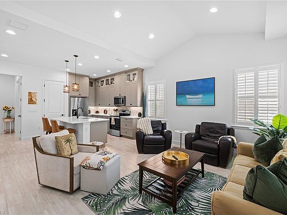 4th image of 7350 Saona CT