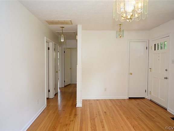 2nd image of 111 N Holly Ave