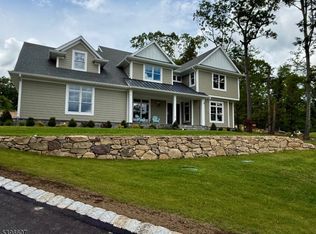 3 Bristol Ridge Rd, Boonton, NJ 07005