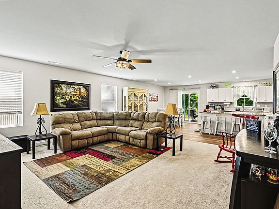5th image of 337 Carothers Way