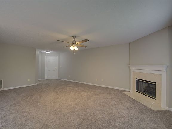 4th image of 1460 Taramore Dr #11-202