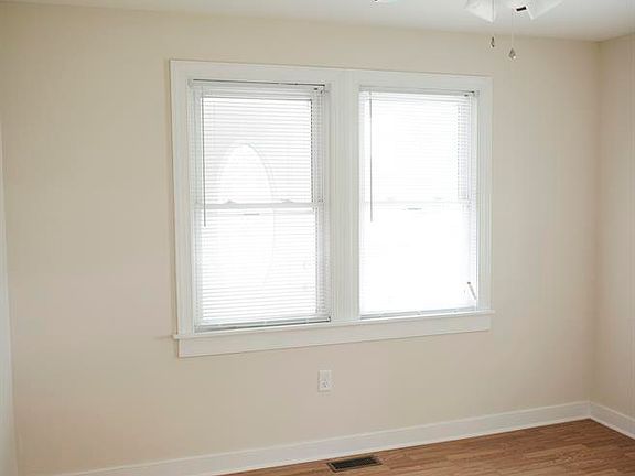 4th image of 1810 Appomattox St