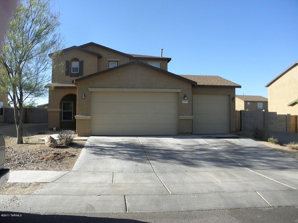 1st image of 1090 W Calle Puesta Del Sol S