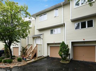 79 Village Grn, Bardonia, NY