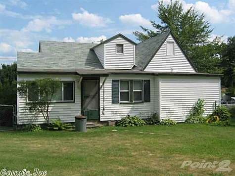 2nd image of 1111 Janssen Ave