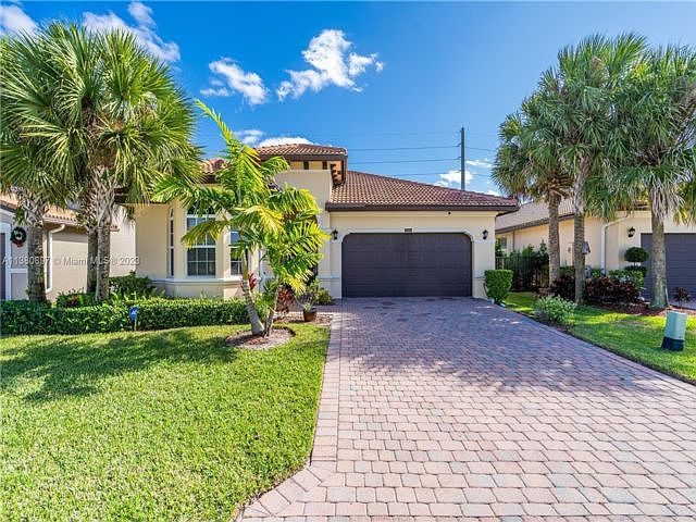 1st image of 7162 Prudencia Dr