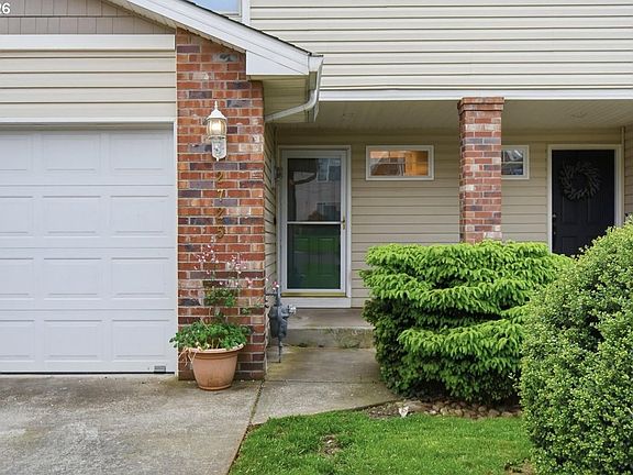 5th image of 2725 NE 96th Way
