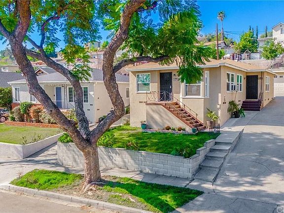 2nd image of 2955 Vaquero Ave