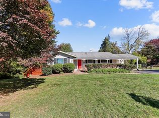 7810 College Ln, Annandale, VA 22003
