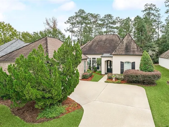 605 Longue Vue Pl, Madisonville, LA 70447