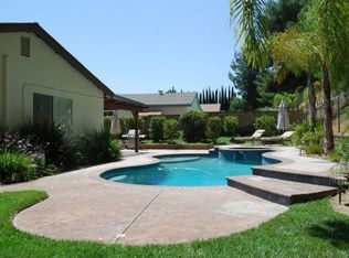 22925 Mulberry Glen Dr, Santa Clarita, CA 91354